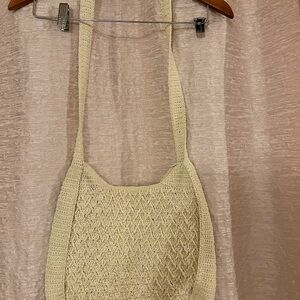 Chic Cream Knit Shoulder Bag